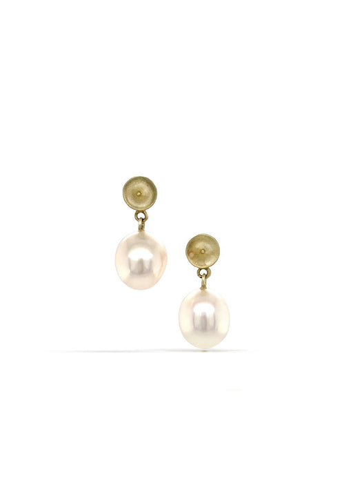 Temple Earrings with Pearl in 14K Green Gold